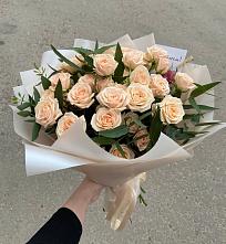Букет Кремовые розы Латте в Янино 1