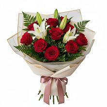 Букет цветов из:  Лилии и Розы в Янино 1