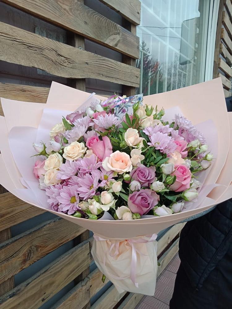 Букет цветов из: Розы и Хризантемы в Янино 1