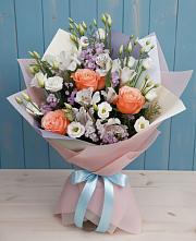 Букет цветов из:  Лизиантусы, Розы, Альстромерии и Гипсофила #REPLACE_PRED# Янино 1