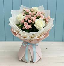Букет цветов из:  Розы в Янино 1