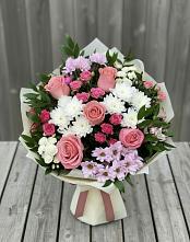 Букет цветов из:  Альстромерии, Гвоздики, Розы и Хризантемы в Янино 1