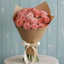 Букет цветов из:  Розы в Янино 1