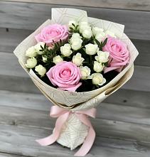 Букет цветов из:  Розы в Янино 1