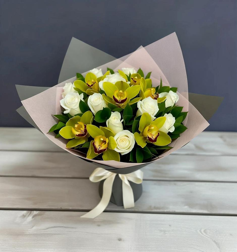 Букет цветов из: Орхидеи и Розы в Янино 1