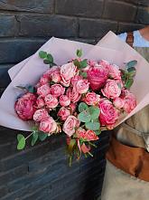 Букет цветов из:  Розы в Янино 1
